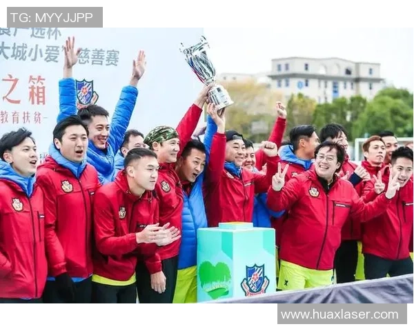 香港足球明星队盛大晚宴庆祝辉煌成就与未来展望 香港足球明星队盛大晚宴庆祝辉煌成就与未来展望