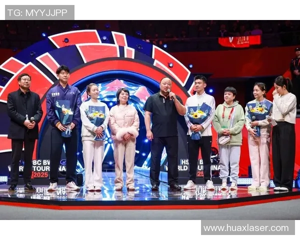 杭州羽毛球队在洲际杯中的默契配合展现团队实力与竞技精神 杭州羽毛球队在洲际杯中的默契配合展现团队实力与竞技精神